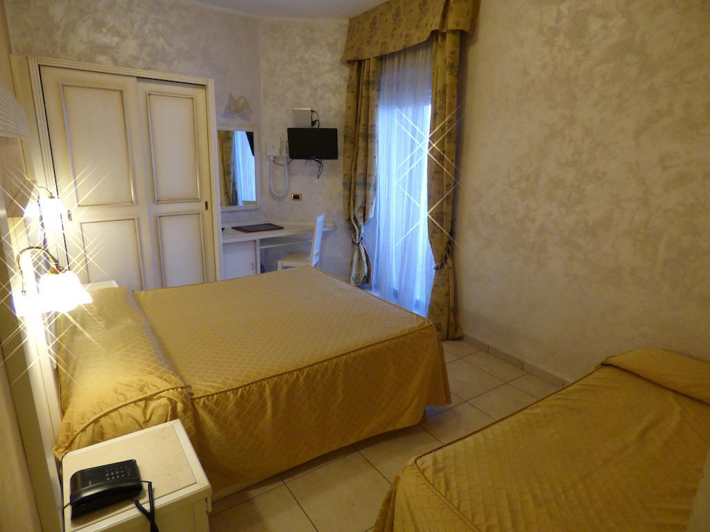 Triple Room Sea View,799632546:JPEG